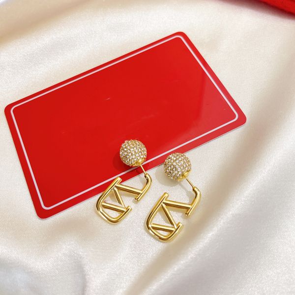 woman charm earrings v earing designer stud pearl orecchini fashion luxury vlogo ewelry hoop women ohrringe 6tsadsdsds, Golden
woman charm earrings v earing designer stud pearl orecchini fashion luxury vlogo ewelry hoop women ohrringe 6tsadsdsds, Golden