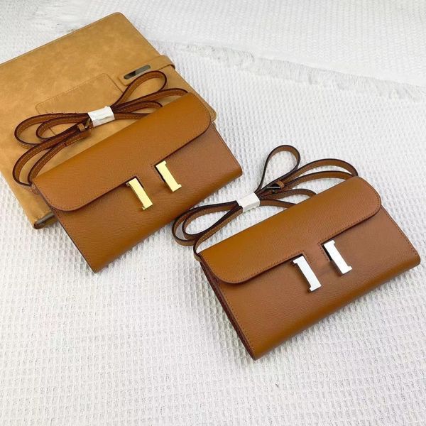 high-end leather one shoulder bag designer handbag women's new lychee pattern togo clutch bag brand wallet senior luxury all-in-one cro
high-end leather one shoulder bag designer handbag women's new lychee pattern togo clutch bag brand wallet senior luxury all-in-one cro