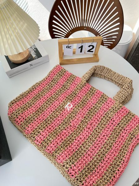 designer bag beach bag fashion new woven tote bag mommy bag summer vacation series exquisite one shoulder portable super suitable for summer
designer bag beach bag fashion new woven tote bag mommy bag summer vacation series exquisite one shoulder portable super suitable for summer