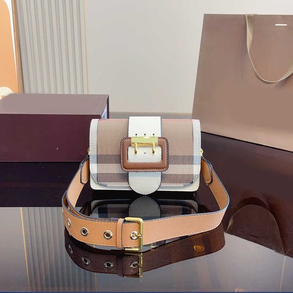 buckle designer bags women vintage chain cross body purses luxurys handbags horse pouch underarm bag shoulder handbag 230224
buckle designer bags women vintage chain cross body purses luxurys handbags horse pouch underarm bag shoulder handbag 230224