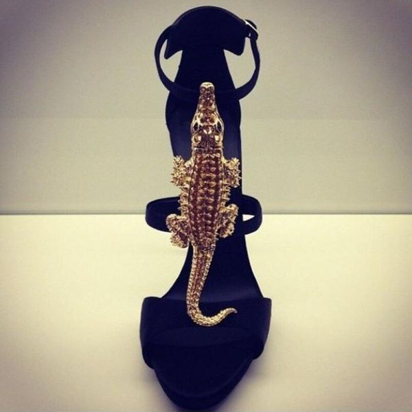 new black sandals alligator decor open toe buckle women stilettos high heel sandals metal decor summer shoes for women sandals roman hollow
new black sandals alligator decor open toe buckle women stilettos high heel sandals metal decor summer shoes for women sandals roman hollow