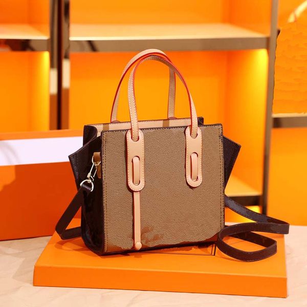 luxury designer bag women's mini handbag messenger bag totes shopping satchels one shoulder crossbody bag
luxury designer bag women's mini handbag messenger bag totes shopping satchels one shoulder crossbody bag
