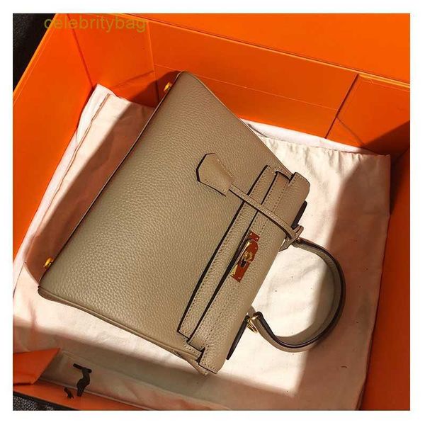 designer kelys handbags hemrres new layer 2023 cowhide h bag large capacity one shoulder oblique straddle handbag wedding leather has logo 4
designer kelys handbags hemrres new layer 2023 cowhide h bag large capacity one shoulder oblique straddle handbag wedding leather has logo 4