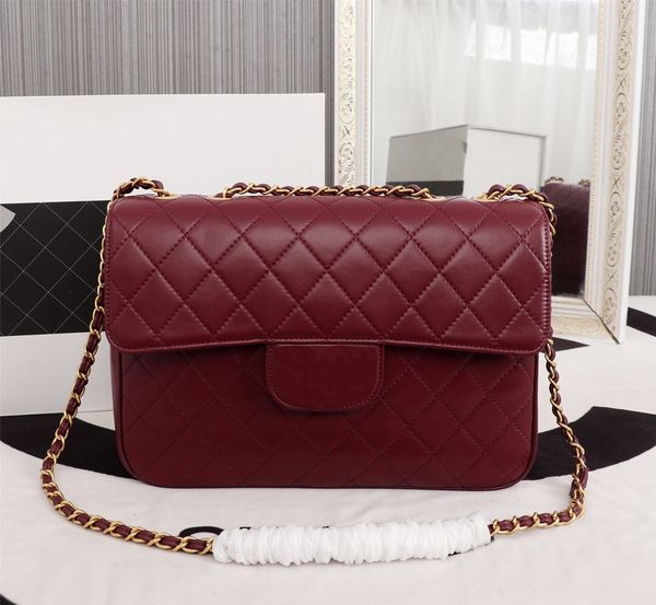 designer shoulder bag women's high-end quality clamshell bag trendy wind crossbody bag 30cm ringer chain bag leather handbag
designer shoulder bag women's high-end quality clamshell bag trendy wind crossbody bag 30cm ringer chain bag leather handbag