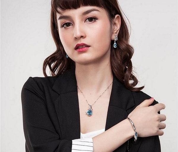 wholesale angel tears drop pendant necklace earrings bracelet jewellery sets inlaid rhinestone zircon twinkle non fading elegant ornaments v, Black
wholesale angel tears drop pendant necklace earrings bracelet jewellery sets inlaid rhinestone zircon twinkle non fading elegant ornaments v, Black