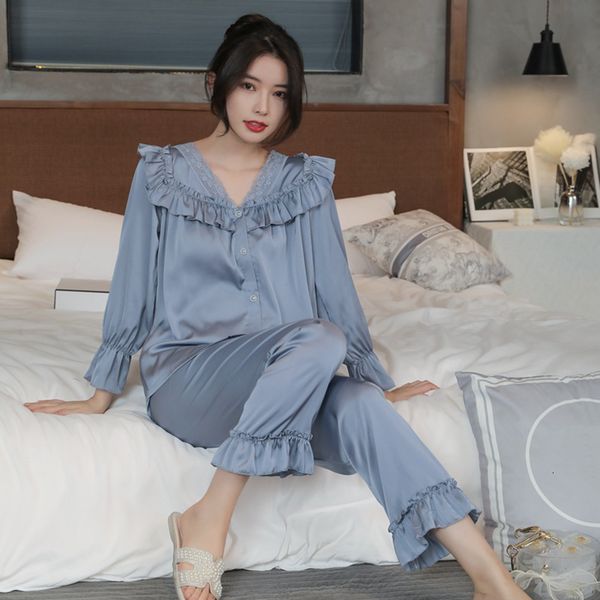 women's sleepwear summer women's satin pajamas suitable for korean lace loose oversized home clothing set 230408, Black;red
women's sleepwear summer women's satin pajamas suitable for korean lace loose oversized home clothing set 230408, Black;red