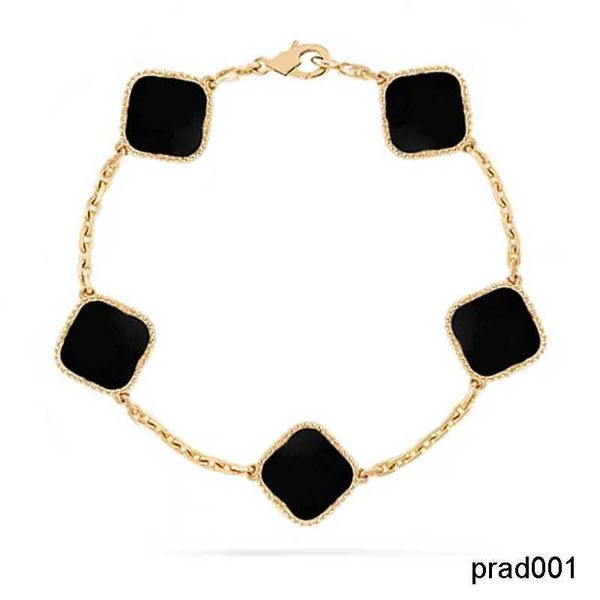 18 style luxury clover bracelet designer jewelry for women four leaf cleef love charm bracelets gifts christmas present no fading, Golden;silver
18 style luxury clover bracelet designer jewelry for women four leaf cleef love charm bracelets gifts christmas present no fading, Golden;silver
