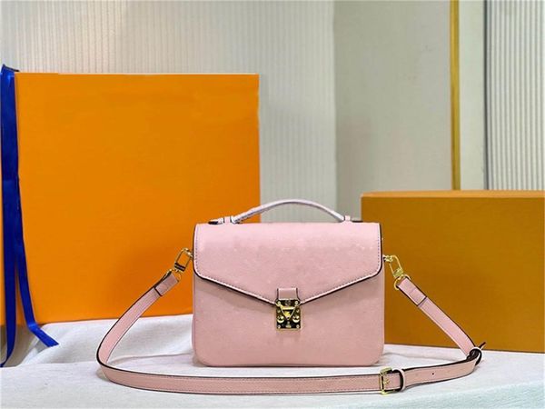 5a designers luxury shoulder bag chain cross body women flap handbag purses mm40780 genuine leather fashion handbags letters classic lock ca
5a designers luxury shoulder bag chain cross body women flap handbag purses mm40780 genuine leather fashion handbags letters classic lock ca
