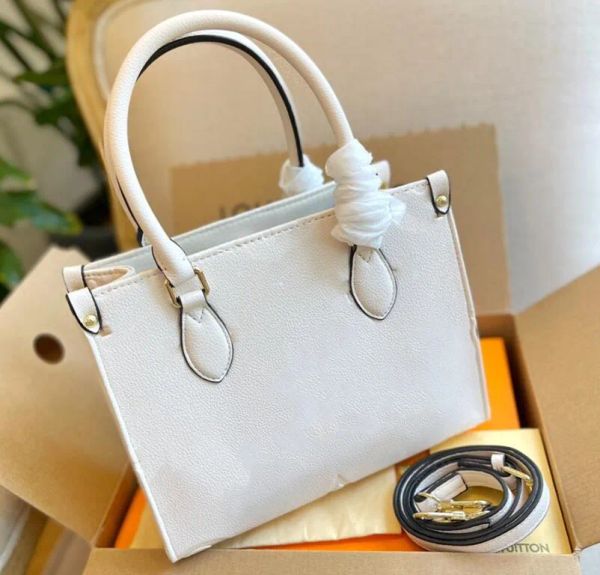 2023 luxurys designers bags handbag onthego tote womens messenge shoulder bag lady leather totes purse crossbodys
2023 luxurys designers bags handbag onthego tote womens messenge shoulder bag lady leather totes purse crossbodys