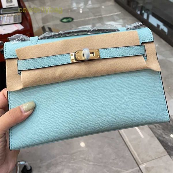 designer kellies handbags hemres bag 2023 new women's first generation cow leather palm pattern handheld one shoulder crossbody fashion
designer kellies handbags hemres bag 2023 new women's first generation cow leather palm pattern handheld one shoulder crossbody fashion