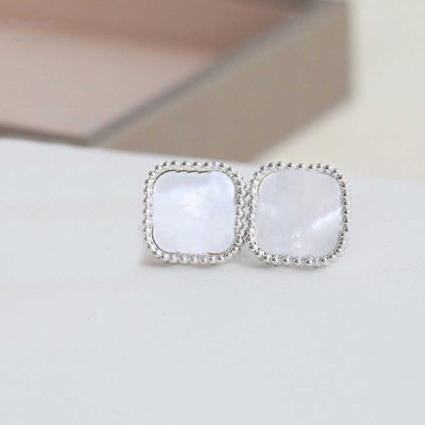 designer bracelets fashion new stud earrings 4/four clover elegant van luxury ear earings earring designer for women cleef jewelry holiday g, Golden;silver
designer bracelets fashion new stud earrings 4/four clover elegant van luxury ear earings earring designer for women cleef jewelry holiday g, Golden;silver