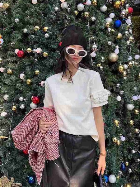 women's t-shirt designer the three-dimensional small bag design with cuffs is handsome fashionable, the texture of cotton fabric excell, White
women's t-shirt designer the three-dimensional small bag design with cuffs is handsome fashionable, the texture of cotton fabric excell, White