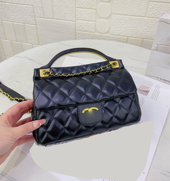 chanei shoulder bag designer crossbody bags womens purses and handbags metal inlaid leather handle messengerbag high end hardware25x16x8cm
chanei shoulder bag designer crossbody bags womens purses and handbags metal inlaid leather handle messengerbag high end hardware25x16x8cm
