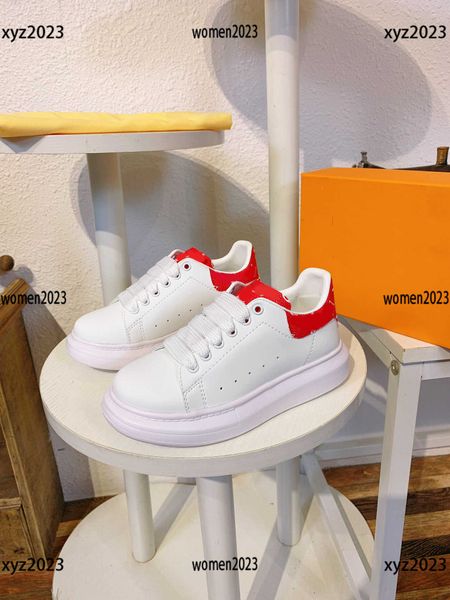 designer kids shoes fashion design child sneakers new listing box packaging brief spring skate shoes children's size 26-35, Black;red
designer kids shoes fashion design child sneakers new listing box packaging brief spring skate shoes children's size 26-35, Black;red