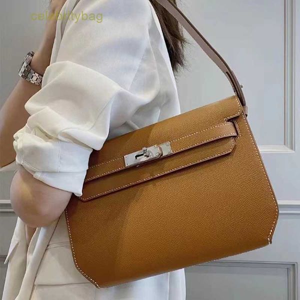 designer kelliess handbags hemres genuine leather women's bag 2023 new one shoulder underarm postman commuter straddle large capacity h
designer kelliess handbags hemres genuine leather women's bag 2023 new one shoulder underarm postman commuter straddle large capacity h