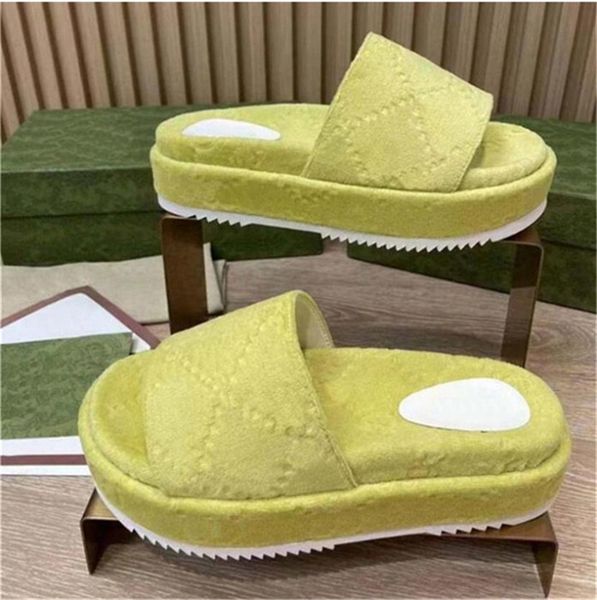 2023 new fashion woman slippers beach thick bottom slippers platform women shoes alphabet lady sandals leather high heel slippers size 35-42, Black
2023 new fashion woman slippers beach thick bottom slippers platform women shoes alphabet lady sandals leather high heel slippers size 35-42, Black