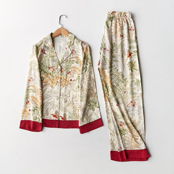 women's sleepwear spring leisure long sleeved satin nightwear set with green grass printing nightwear casual coat women's polo nec, Black;red
women's sleepwear spring leisure long sleeved satin nightwear set with green grass printing nightwear casual coat women's polo nec, Black;red