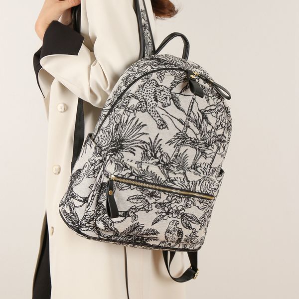 Fashionable shoulder bag fashionable and light literary print women backpack wear-resistant canvas travel backpacks street trend thickened leather handbag, Black
Fashionable shoulder bag fashionable and light literary print women backpack wear-resistant canvas travel backpacks street trend thickened leather handbag, Black