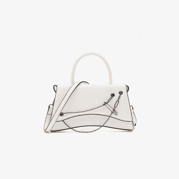evening bags spring and summer fashion chain bag shopping alligator pattern hourglass single shoulder cross hand 230407
evening bags spring and summer fashion chain bag shopping alligator pattern hourglass single shoulder cross hand 230407