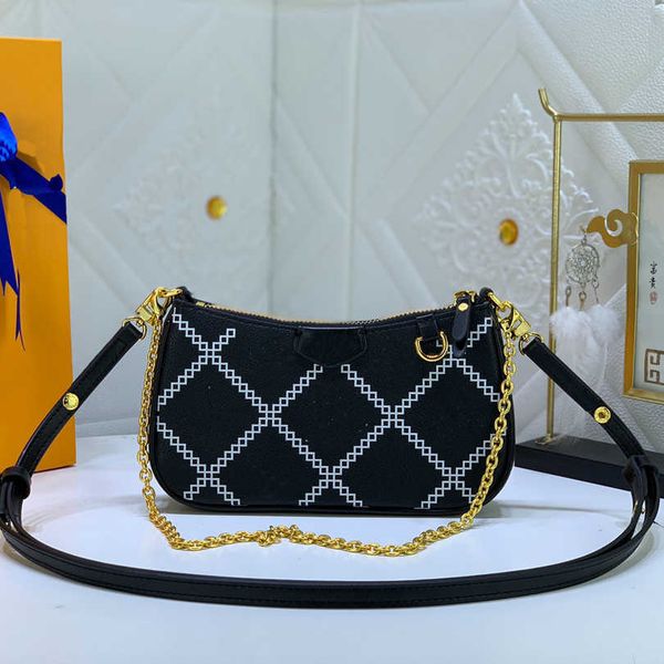 high-quality embossed easy pouch on strap bag handbag women messenger handbags water ripples tote pochette chain shoulder crossbody bags wal
high-quality embossed easy pouch on strap bag handbag women messenger handbags water ripples tote pochette chain shoulder crossbody bags wal