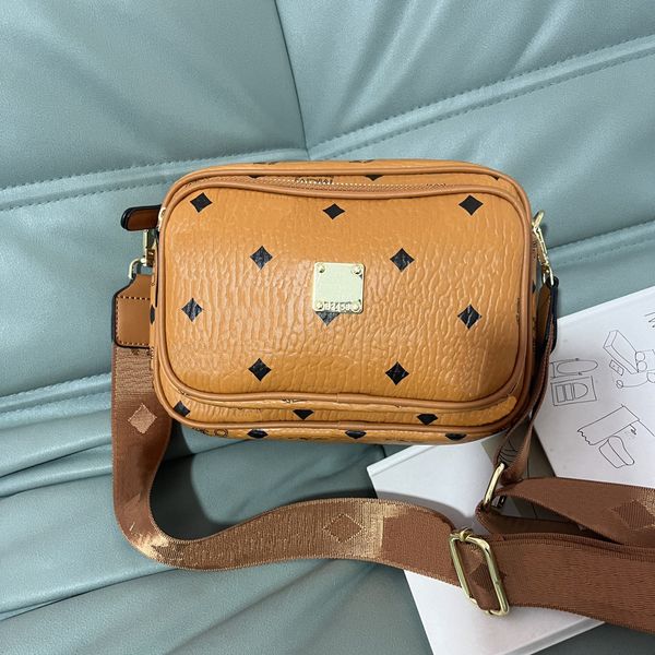 luxurys designer woman camera bags shoulder women's gold chain genuine leather handbag tote clutch flap soft leather bag crossbody wall
luxurys designer woman camera bags shoulder women's gold chain genuine leather handbag tote clutch flap soft leather bag crossbody wall