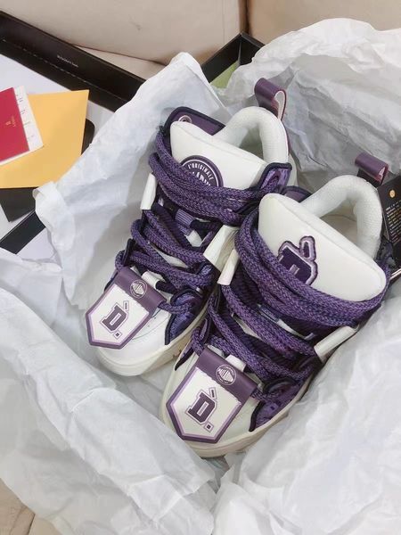 dress shoes wang hezheng the same co branded sneakers d letters magic stone embroidered bread shoes men and women casual ti 230407, Black
dress shoes wang hezheng the same co branded sneakers d letters magic stone embroidered bread shoes men and women casual ti 230407, Black
