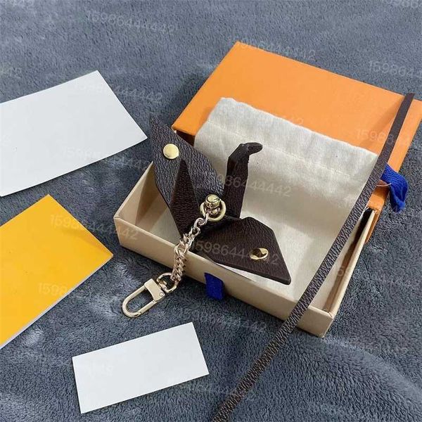 trendy and creative old flower thousand paper crane pendant lvjia fashion leather car bag keychain gift, Slivery;golden
trendy and creative old flower thousand paper crane pendant lvjia fashion leather car bag keychain gift, Slivery;golden