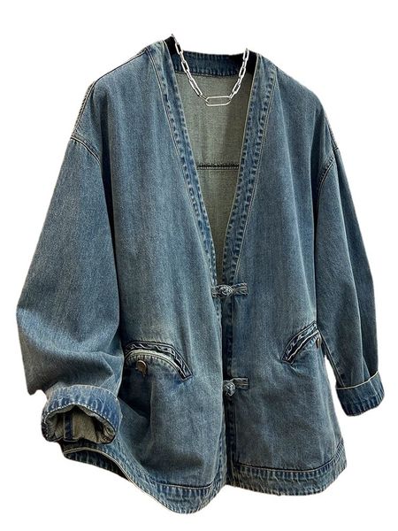 Women's oversized denim jacket with a slightly chubby design and a niche American retro V-neck loose casual denim jacket for women's oversized spring and autumn tops, Blue
Women's oversized denim jacket with a slightly chubby design and a niche American retro V-neck loose casual denim jacket for women's oversized spring and autumn tops, Blue