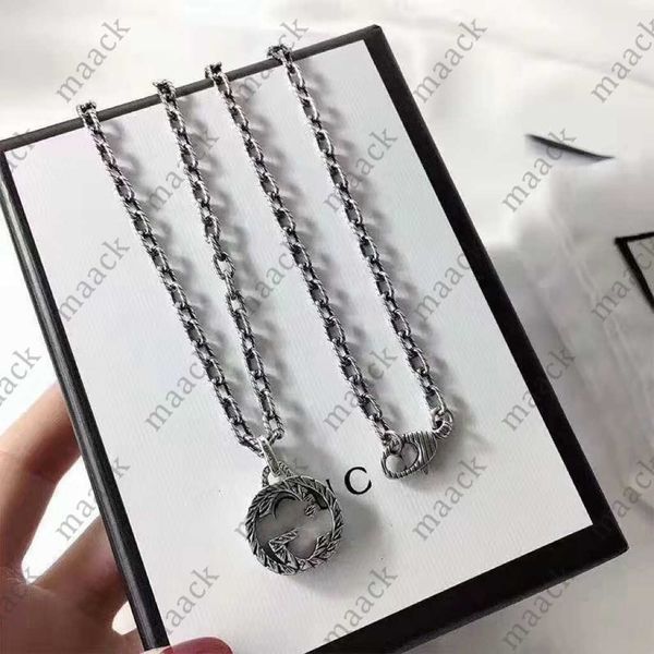 brass luxury brand hollow gold plated simple love copper ring hollow v letter necklace women designer jewelry m230408, Silver
brass luxury brand hollow gold plated simple love copper ring hollow v letter necklace women designer jewelry m230408, Silver