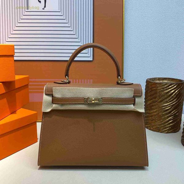 designer kellies handbags hemres new premium headfelt 2023 cowhide bag fashion high capacity one shoulder crossbody handheld women's tr
designer kellies handbags hemres new premium headfelt 2023 cowhide bag fashion high capacity one shoulder crossbody handheld women's tr