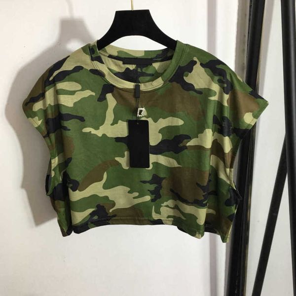 23ss womens t-shirt tee designer clothes women round neck letter stud drill brooch camo print short sleeve t-shirt women clothes a1, White
23ss womens t-shirt tee designer clothes women round neck letter stud drill brooch camo print short sleeve t-shirt women clothes a1, White