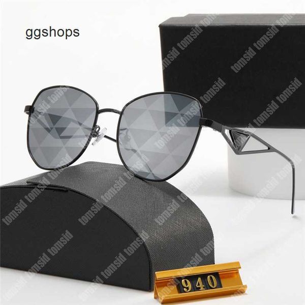 luxurys mens designer sunglasses fashion womens sunglasses classic buckle adumbral polaroid full frame sun glasses drive sunglass eyewear, White;black
luxurys mens designer sunglasses fashion womens sunglasses classic buckle adumbral polaroid full frame sun glasses drive sunglass eyewear, White;black