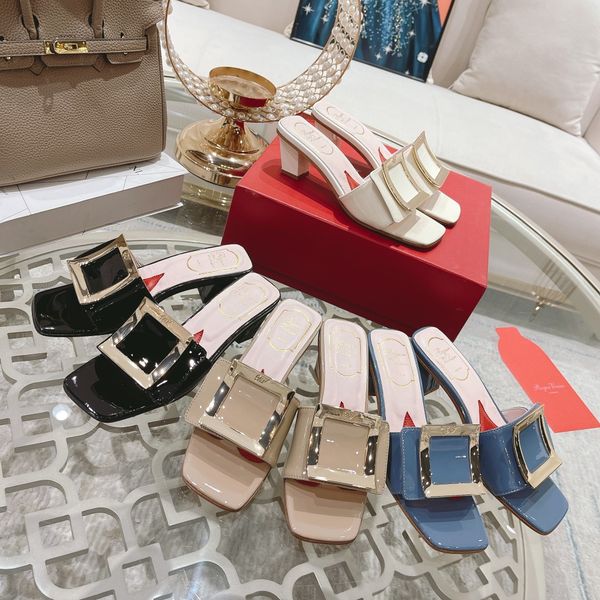 2023 designer women's sandals fashion heeled slippers light beige white black blue lace flat bottom leather canvas slippers women luxur
2023 designer women's sandals fashion heeled slippers light beige white black blue lace flat bottom leather canvas slippers women luxur