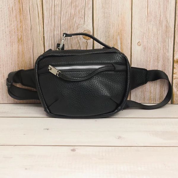 classic leather 1017 alyx 9sm id bags men women 1:1 metal bar zipper alyx bag black buckle backpacks dual purpose wholesale
classic leather 1017 alyx 9sm id bags men women 1:1 metal bar zipper alyx bag black buckle backpacks dual purpose wholesale