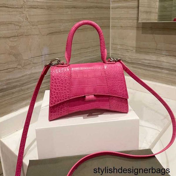 2022 fashion hourglass handbag women designer bags luxury leather classic vintage wallet handle square 48/23
2022 fashion hourglass handbag women designer bags luxury leather classic vintage wallet handle square 48/23