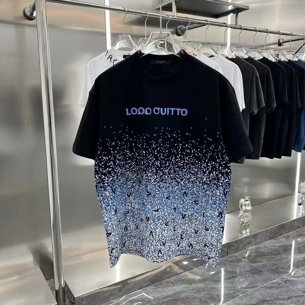 spring/summer 2023 new trend brand graffiti gradient three-dimensional printing fusion letters cotton short-sleeved t-shirt men and women, White;black
spring/summer 2023 new trend brand graffiti gradient three-dimensional printing fusion letters cotton short-sleeved t-shirt men and women, White;black