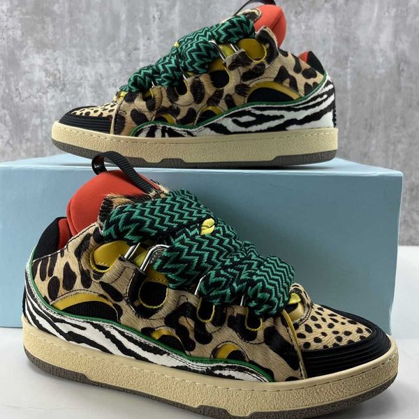 curb sneakers bread shoes langfan spring and autumn leisure sports shoes men and women's couple shoes leather spliced sports bread shoe
curb sneakers bread shoes langfan spring and autumn leisure sports shoes men and women's couple shoes leather spliced sports bread shoe