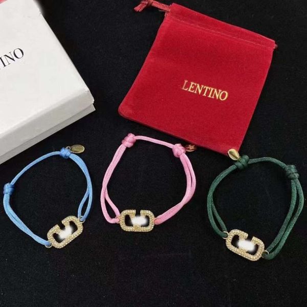 Classic Designer Bracelet Jewelry Letter V Valentinolies jewelry Pendant V Letter Water Diamond Rope Bracelets Fashion Trend Brass Material Bracelet high quality
Classic Designer Bracelet Jewelry Letter V Valentinolies jewelry Pendant V Letter Water Diamond Rope Bracelets Fashion Trend Brass Material Bracelet high quality