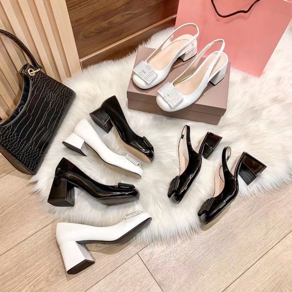 summer women's sandals 2023 new versatile middle-heeled women's shoes summer open-toe black thick-heeled high heels
summer women's sandals 2023 new versatile middle-heeled women's shoes summer open-toe black thick-heeled high heels
