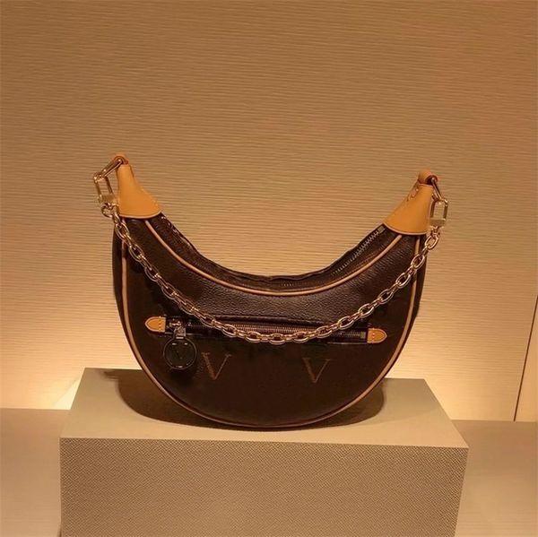 letters designer bag half moon womens travel bag baguette croissant shape loop borse coin purse popular brown letters printing luxury handba
letters designer bag half moon womens travel bag baguette croissant shape loop borse coin purse popular brown letters printing luxury handba
