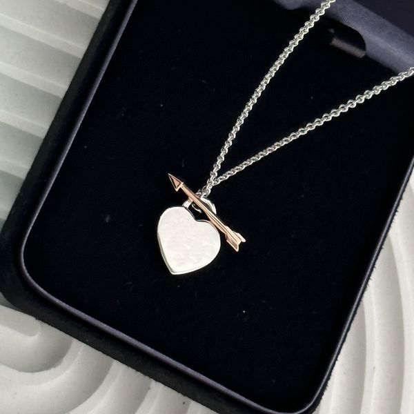 luxury fashion necklace heart necklace women stainless steel couple diamond pendant designer neck jewelry christmas gift wholesale with box, Silver
luxury fashion necklace heart necklace women stainless steel couple diamond pendant designer neck jewelry christmas gift wholesale with box, Silver