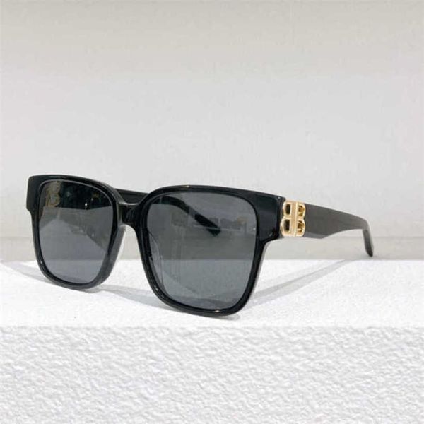 luxury designer summer sunglasses style ins of the same fashion box women, White;black
luxury designer summer sunglasses style ins of the same fashion box women, White;black