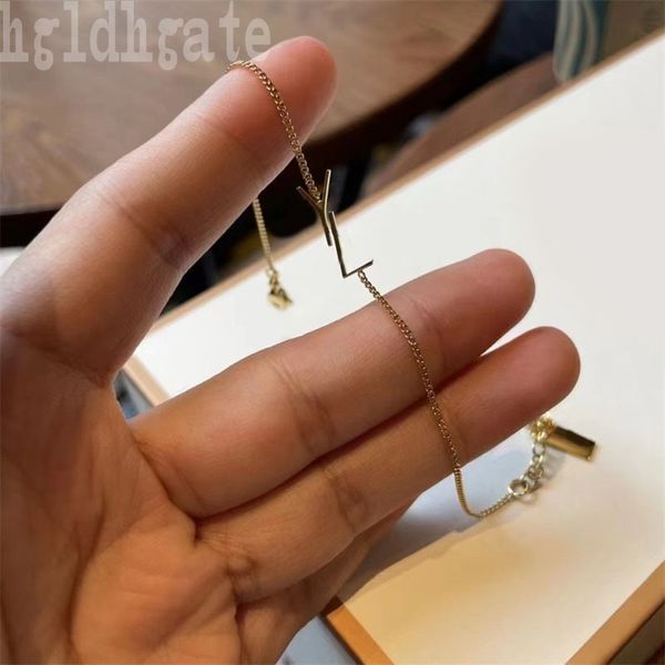 brasses charm bracelets mens luxury bracelet trendy retro lady letter dainty jewelry stylish tiktok plated gold bracelets designer for women, Golden;silver
brasses charm bracelets mens luxury bracelet trendy retro lady letter dainty jewelry stylish tiktok plated gold bracelets designer for women, Golden;silver