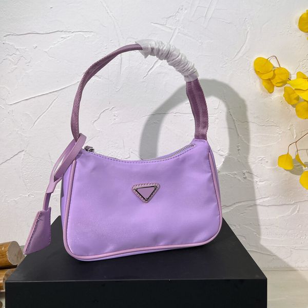 italian classic 2000 women luxurys designers crossbody bags tote lightweight nylon shopping bagshandbag shouder for ladies pouch purse 22cm
italian classic 2000 women luxurys designers crossbody bags tote lightweight nylon shopping bagshandbag shouder for ladies pouch purse 22cm