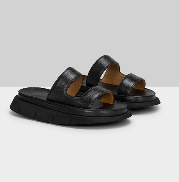 designer sandals women's marse luxury slip on thick bottom slippers ladies' ultra light wearable fashion girls jelly bento shoes r, Black
designer sandals women's marse luxury slip on thick bottom slippers ladies' ultra light wearable fashion girls jelly bento shoes r, Black