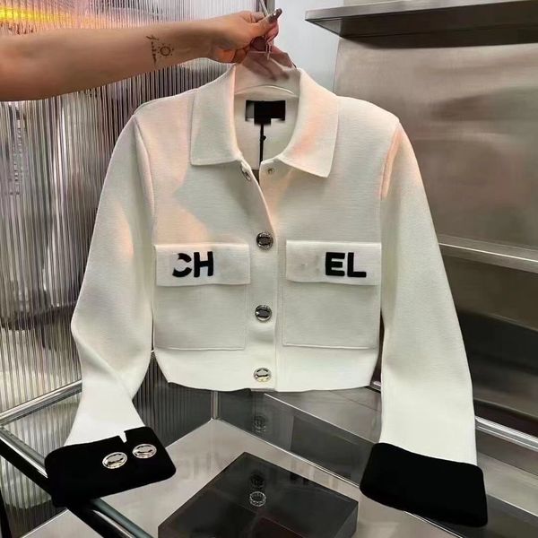 lapel polo women's designer jackets fashion chest pocket alphabet embroidery printed metal buckle knitted long-sleeved cardigan jackets, Black;brown
lapel polo women's designer jackets fashion chest pocket alphabet embroidery printed metal buckle knitted long-sleeved cardigan jackets, Black;brown