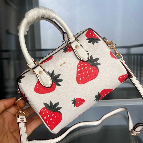 strawberries designer bags women boston bag luxury handbags leather tote handbag crossbody shoulder purses totes handbags 230420
strawberries designer bags women boston bag luxury handbags leather tote handbag crossbody shoulder purses totes handbags 230420