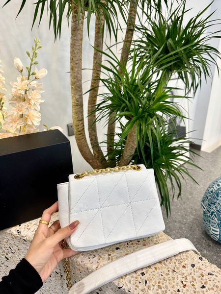 2023 new cross body bag for women mirror quality handbag luxury designer bags leather female fashion crossbody shoulder bag with dust bag
2023 new cross body bag for women mirror quality handbag luxury designer bags leather female fashion crossbody shoulder bag with dust bag