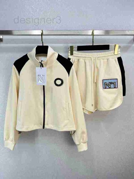 two piece dress designer luxury brand women sports sweatshirts zipper hooded suit 2022 velet sweet skirt outfits casual tracksuit te2o, White
two piece dress designer luxury brand women sports sweatshirts zipper hooded suit 2022 velet sweet skirt outfits casual tracksuit te2o, White