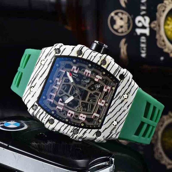 2022 luxury 3-pin quartz watch transparent bezel mens automatic mens designer wrist waterproof101, Slivery;brown
2022 luxury 3-pin quartz watch transparent bezel mens automatic mens designer wrist waterproof101, Slivery;brown